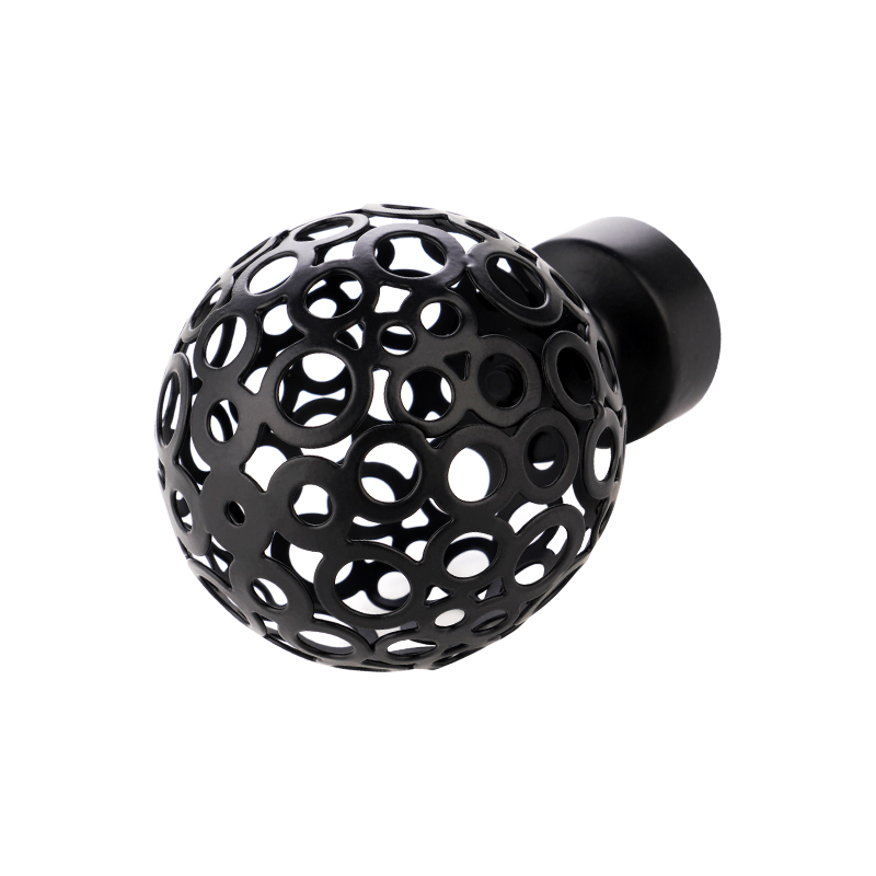 Bold finial gardinstang