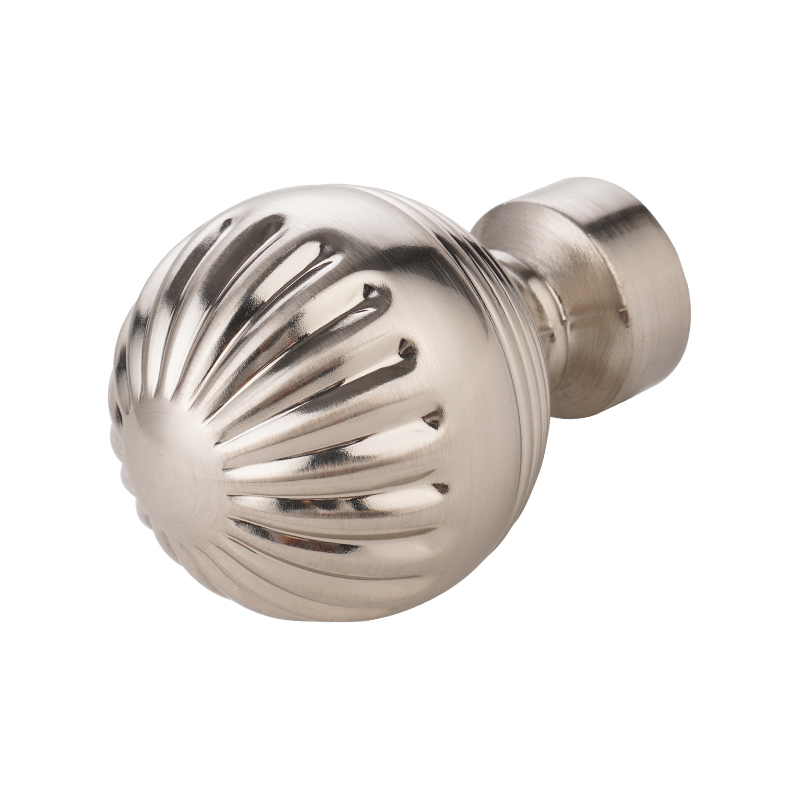 Bold finial gardinstang